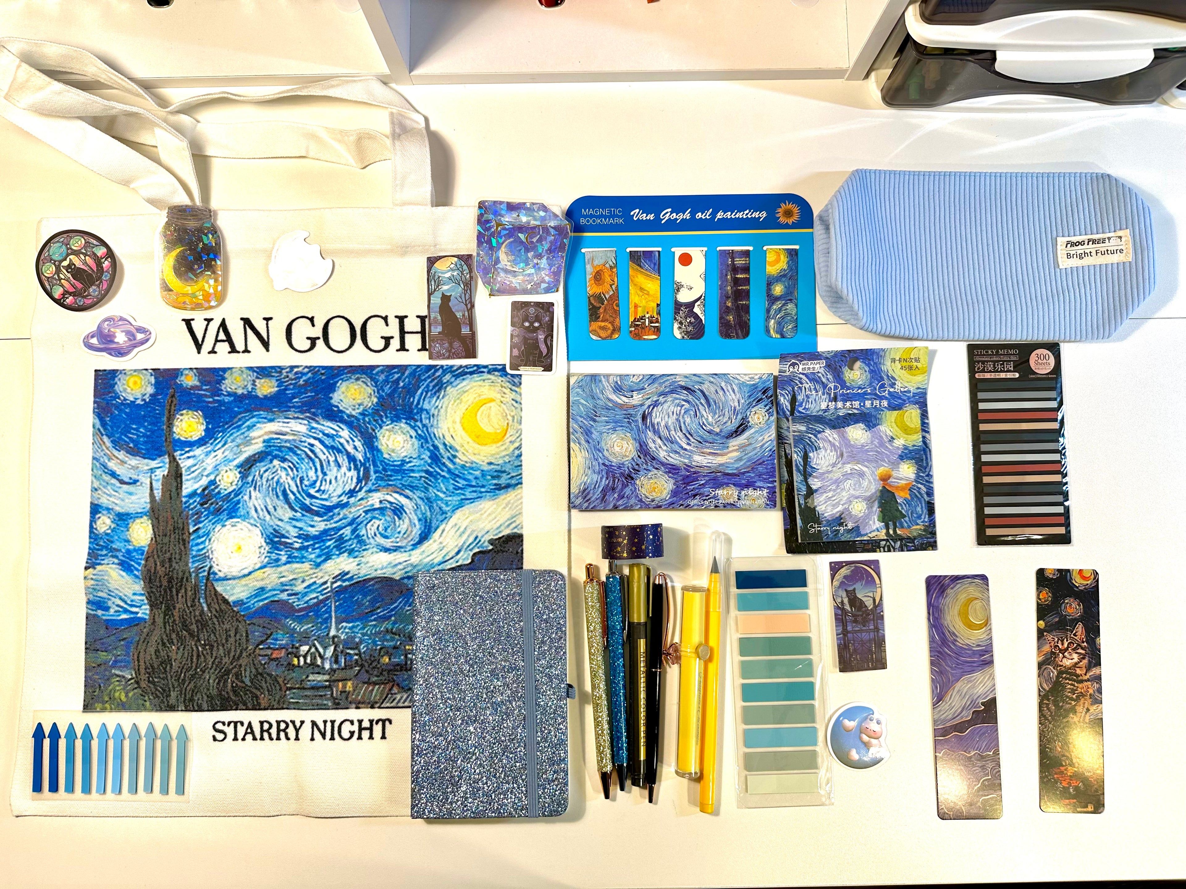 Van Gogh “Starry Night” Exclusive Stationery Set