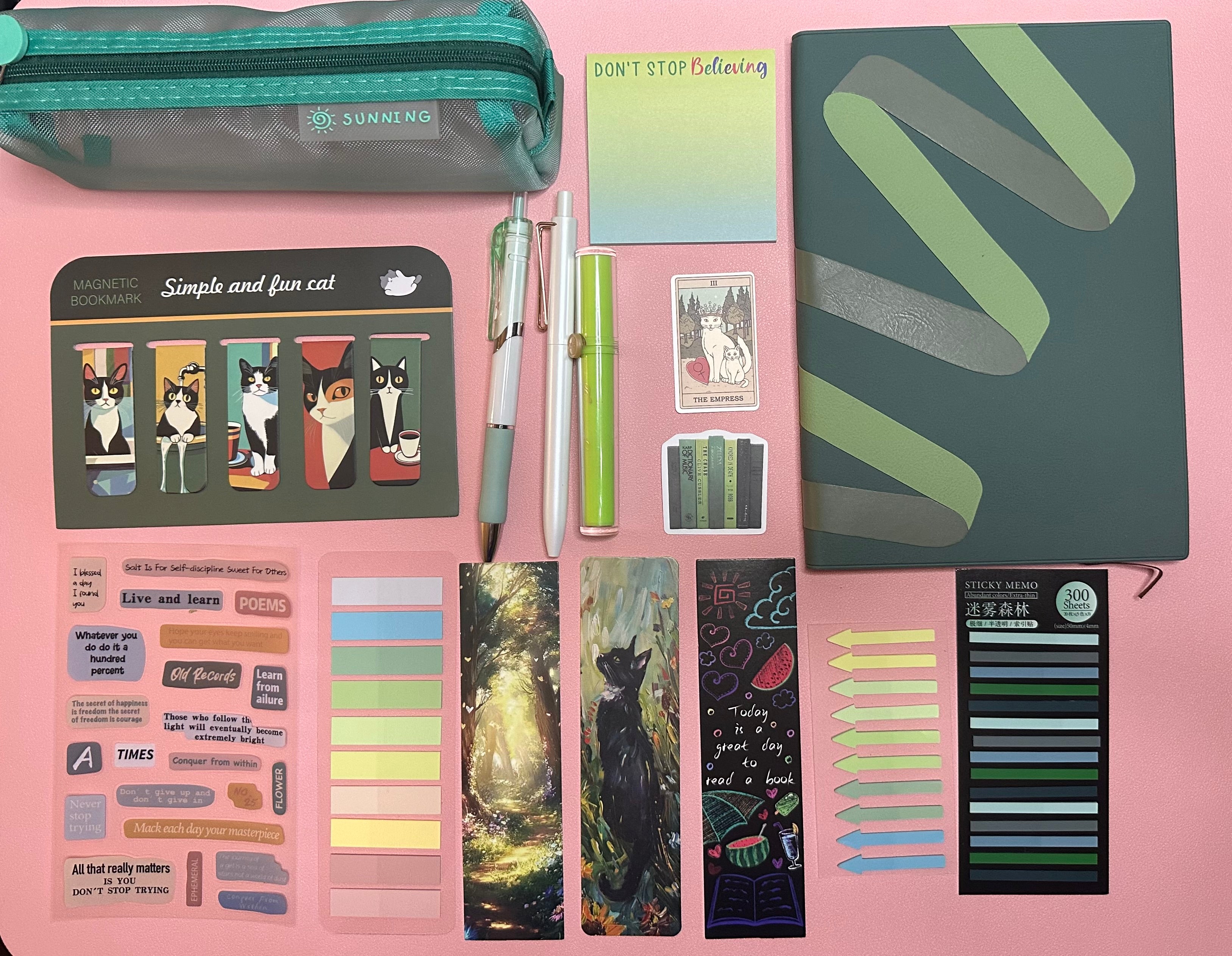 Green Cat Stationery Set